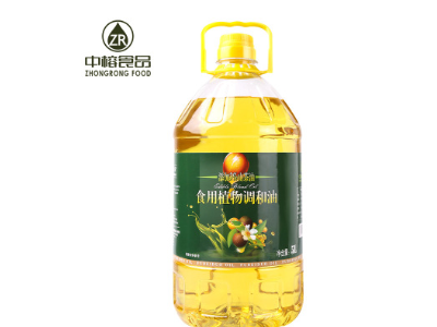 厂家批发山茶食用植物调和油5L/瓶装 炒菜调香高温压榨油一件代发图1